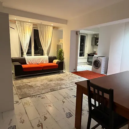 Beating Heart Apartment Bucharest