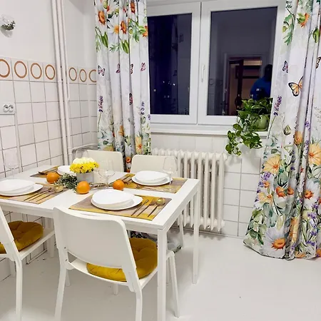 Apartman Beating Heart