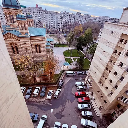 Beating Heart Apartment Bucharest