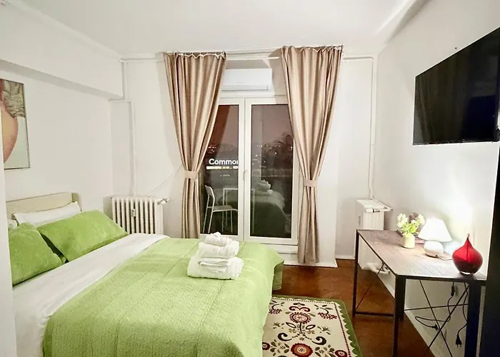 Apartman Beating Heart